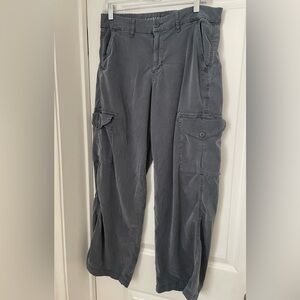 American Eagle Women’s Wide Leg Cargo Pant